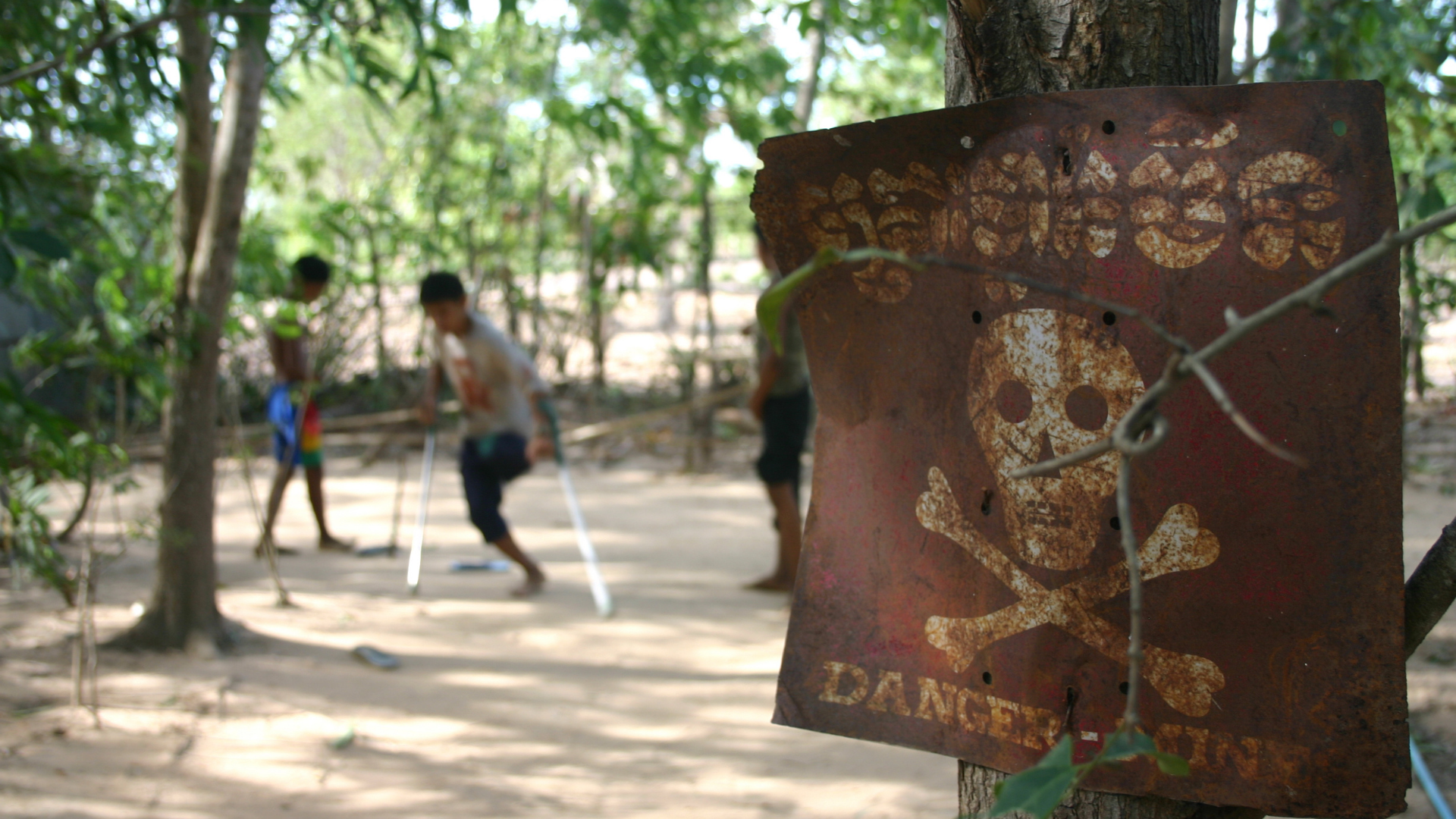 Low-Metal IED and Tripwire Detection Tips for High-Threat Areas ...