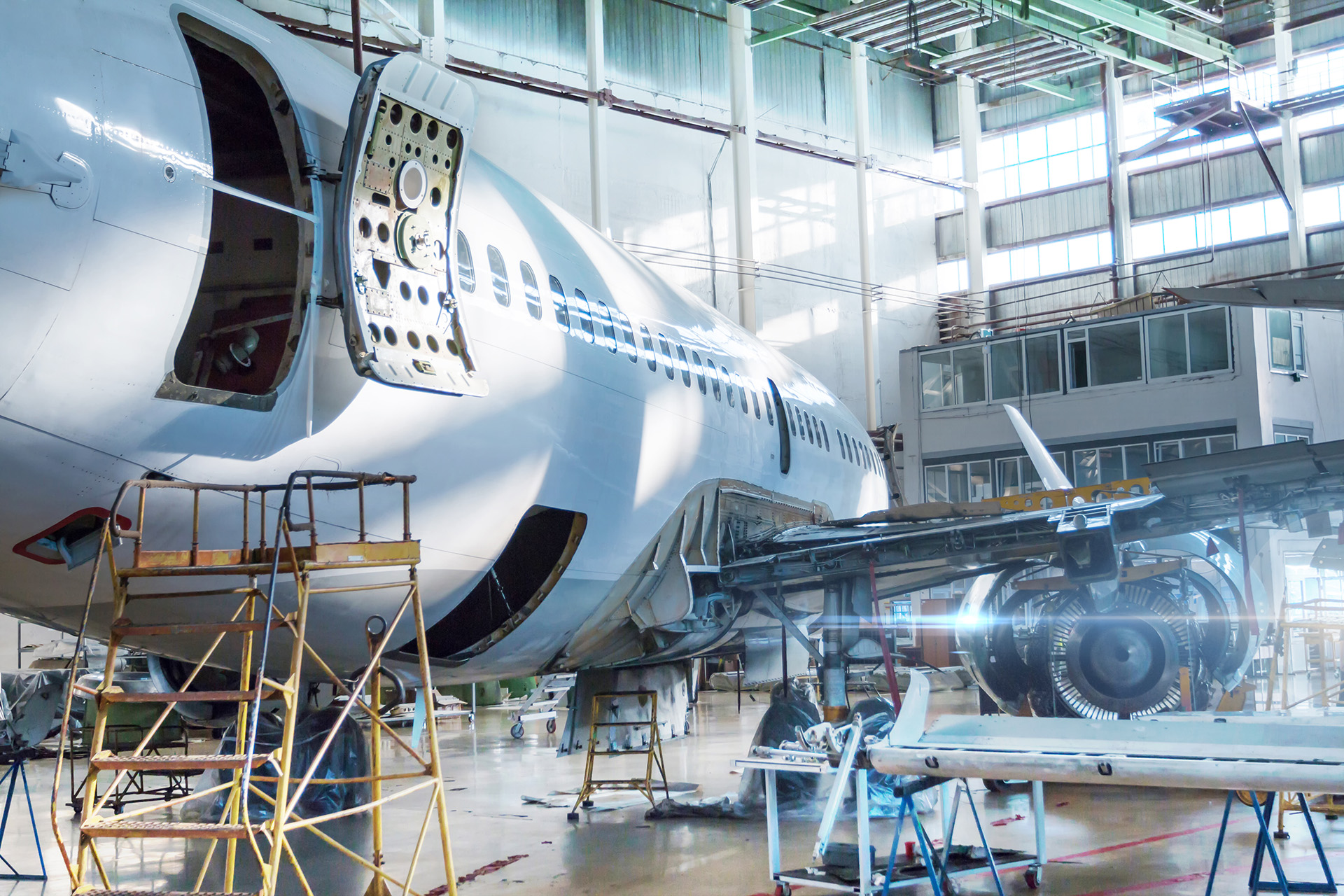 Improve aerospace MRO inspection accuracy and consistency with mobile NDT solutions that reduce variability, speed up testing, and support compliance. 